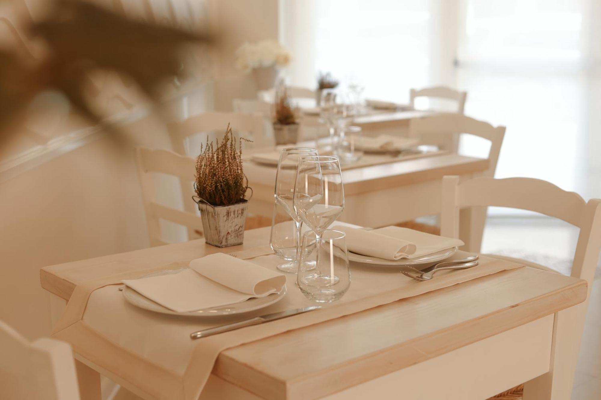 Albergo Elea 아셰아 외부 사진
